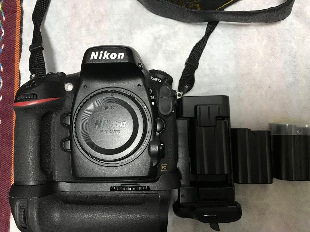 Nikon D800デジタル一眼レフ　ジャンク扱いに