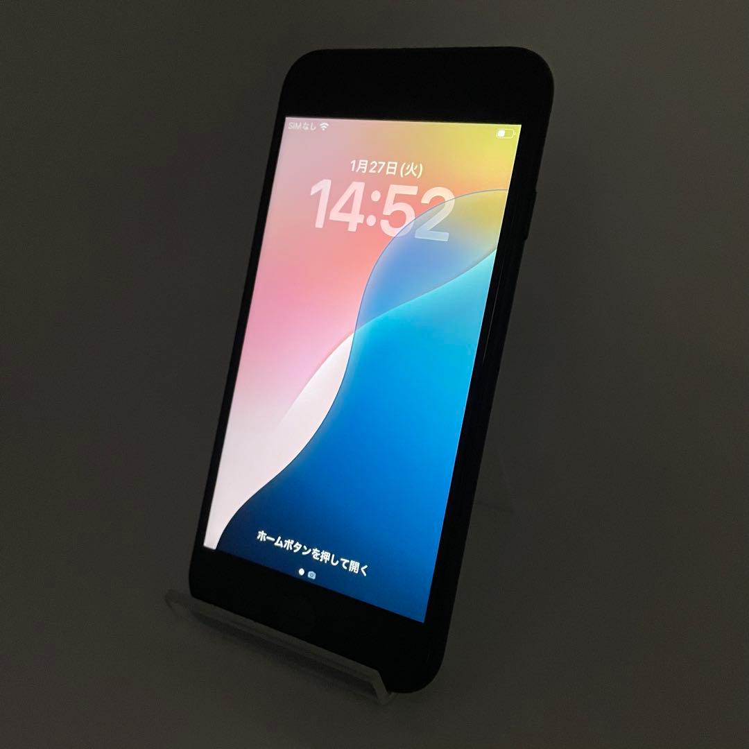 iPhone SE3 128GB ミッドナイト バッテリー最大容量100%