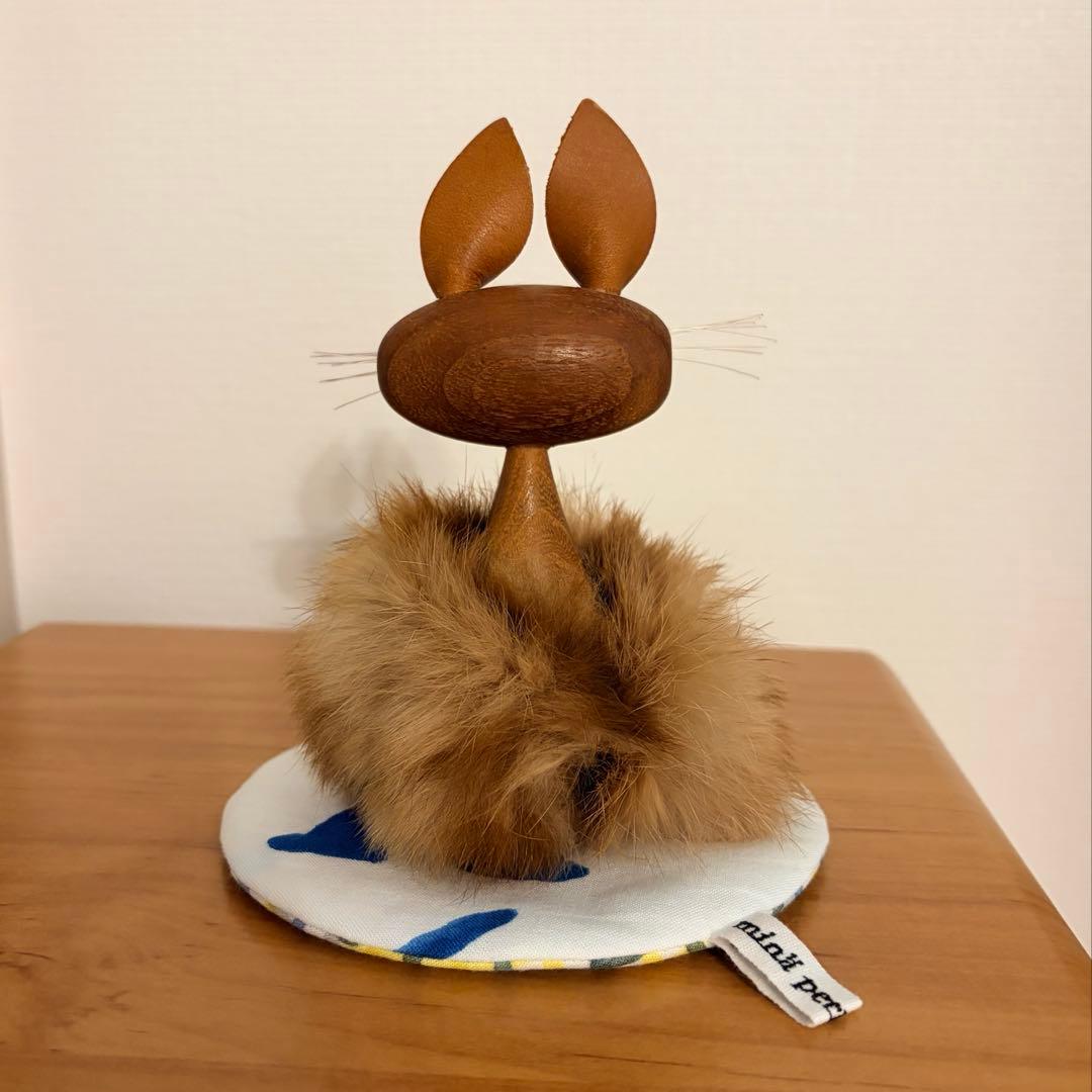北欧ヴィンテージ チークのモフモフうさぎさん 【ミナペルホネンのおまけ付き】