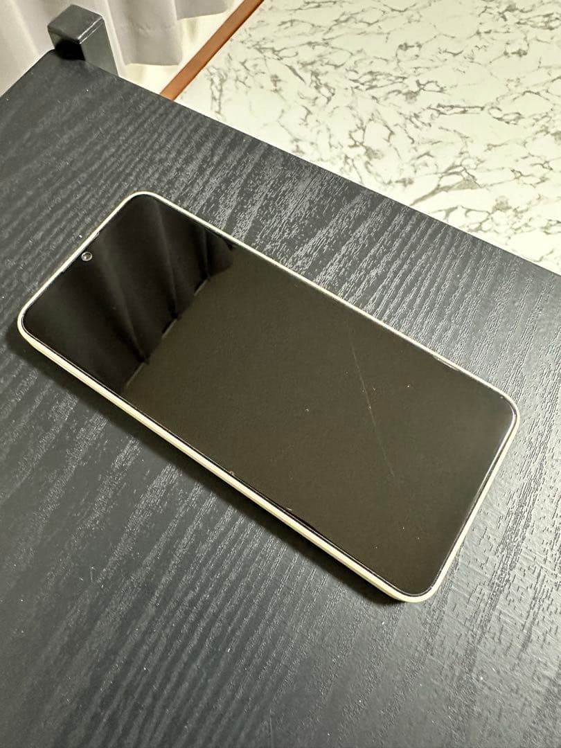 AQUOS wish4 ホワイト【本体のみ】