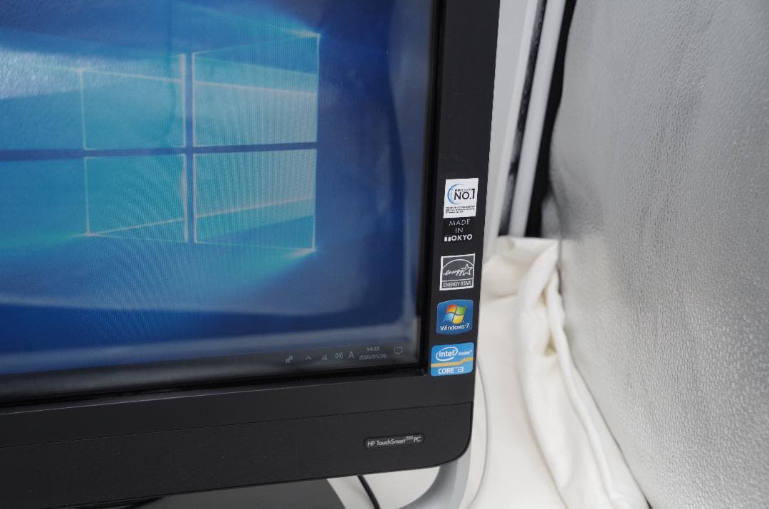 23インチ液晶一体型パソコン HP TouchSmart 520PC