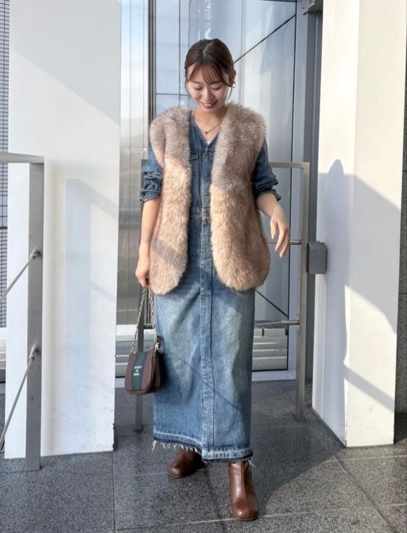 ラウンジドレス　新品タグ付き　ノーカラーデニムワンピース