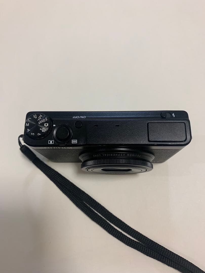 FUJIFILM 富士フィルム XQ2 コンパクトデジタルカメラ ブラック