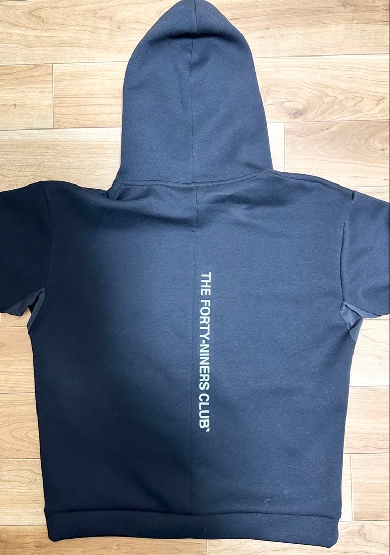 TFW49 ブラック パーカー Sサイズ