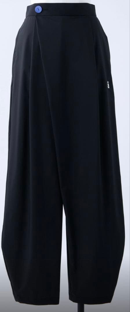 ナゴンスタンス 撥水 タックテーパードパンツ M ブラック