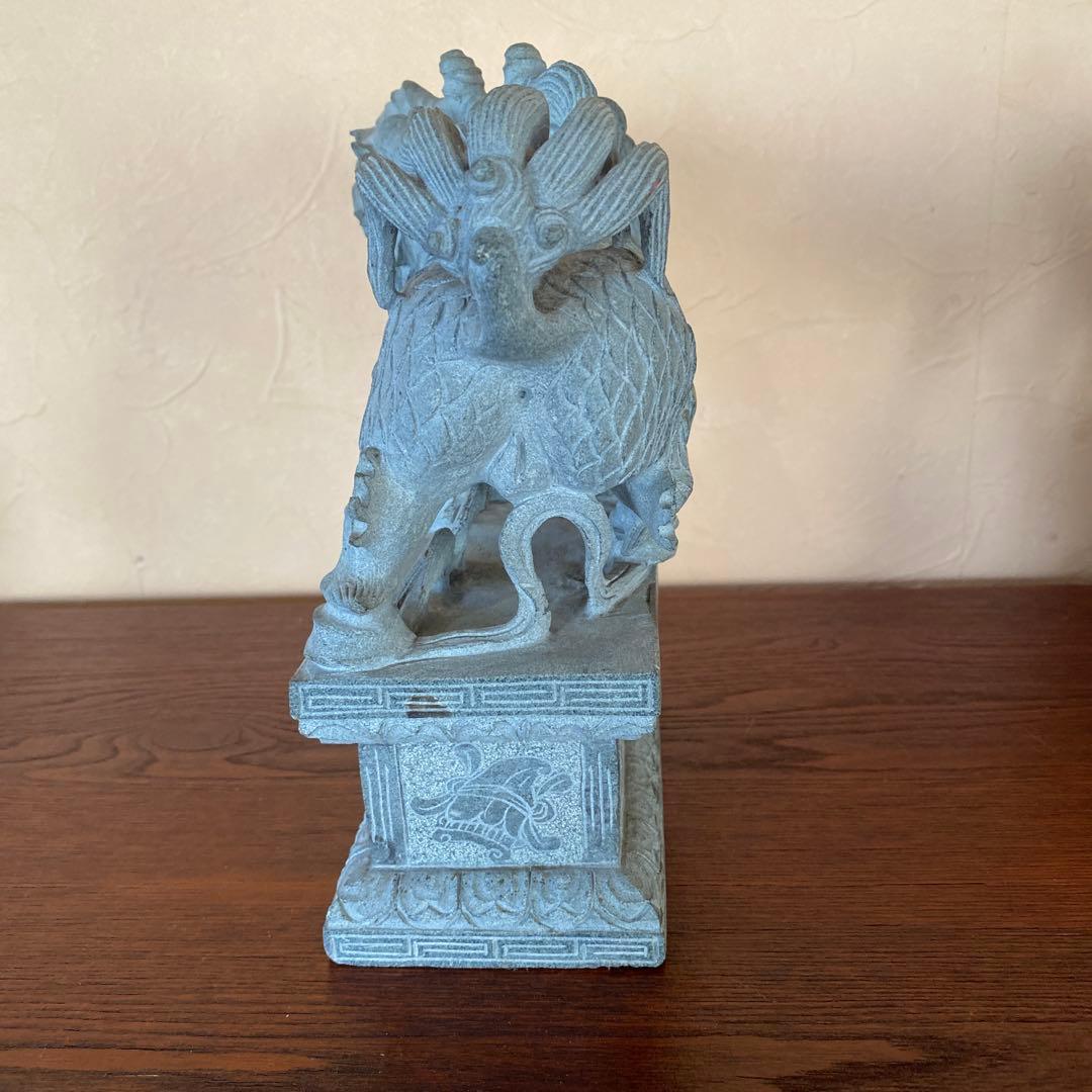 仏教美術　石像彫刻　天然石　獅子　狛犬　高さ約23cm　骨董