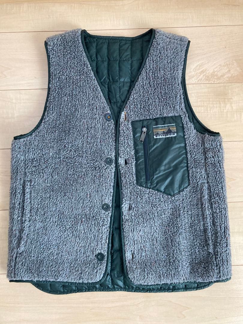 リバーシブルベスト　パタゴニア