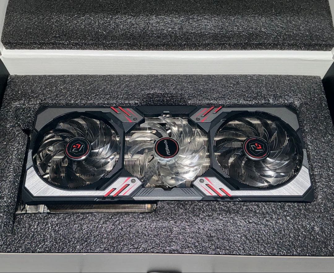 【美品/非喫煙】ASRock RX 6800 16GB OC トリプルファン