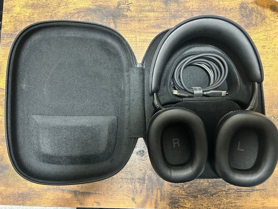 Bowers & Wilkins Px7 S3 ワイヤレス　ヘッドホン