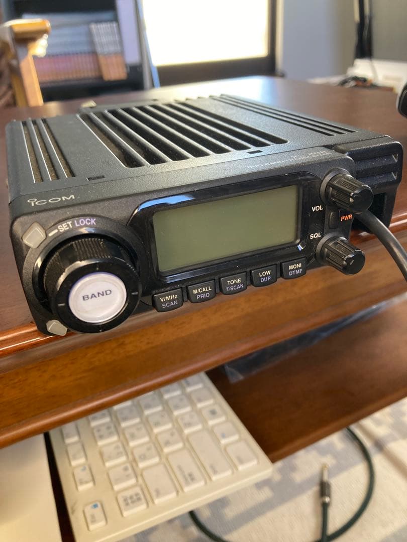 トランシーバー ICOM IC-208 D