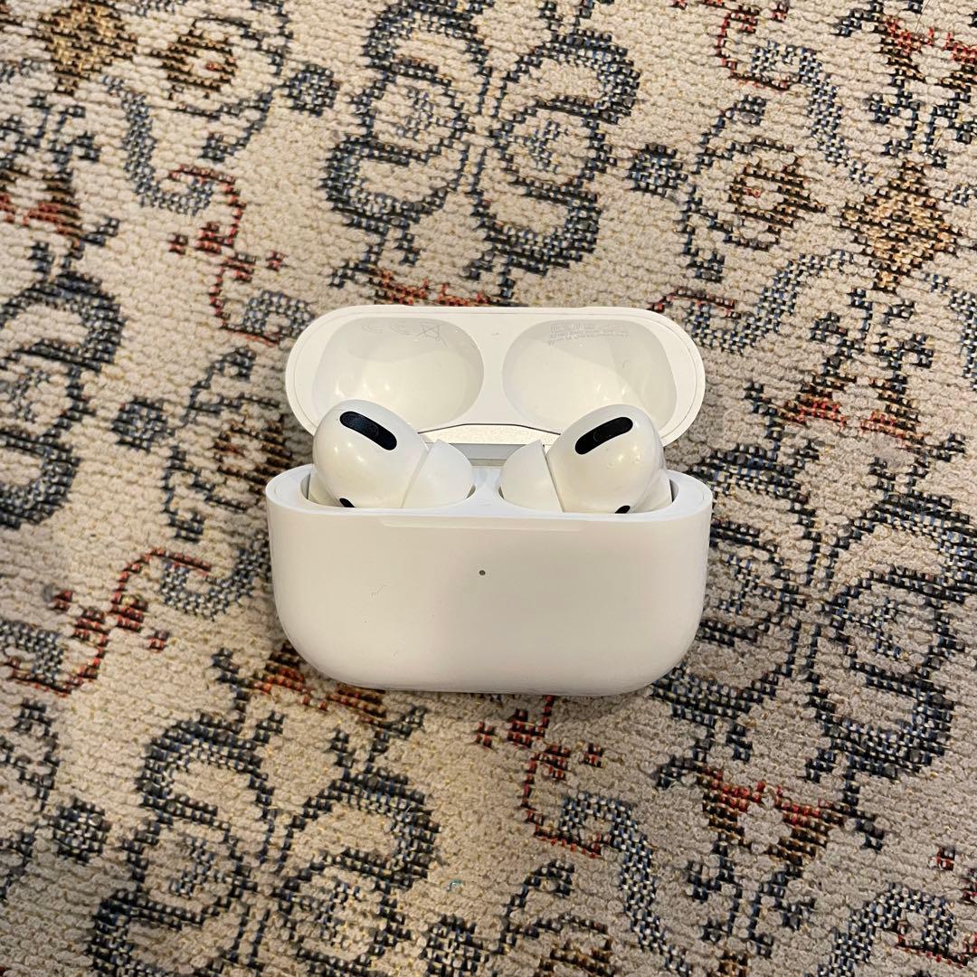 Apple AirPods Pro A2084 シリアル確認 動作品