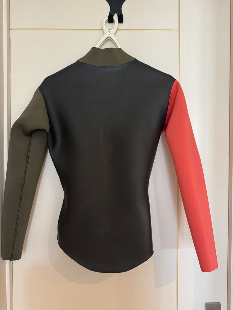 【新品・未使用】TCSS ウェットスーツ　タッパー　Sサイズ