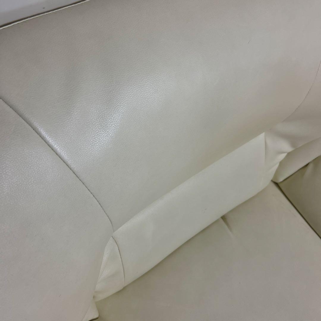 アイボリー色 合成皮革 1人掛けソファ　　　　期間限定出品お値下げ