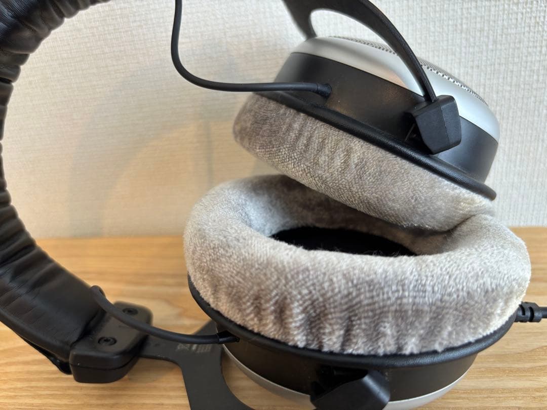 モニターヘッドホン　beyerdynamic DT 880 PRO 250Ω