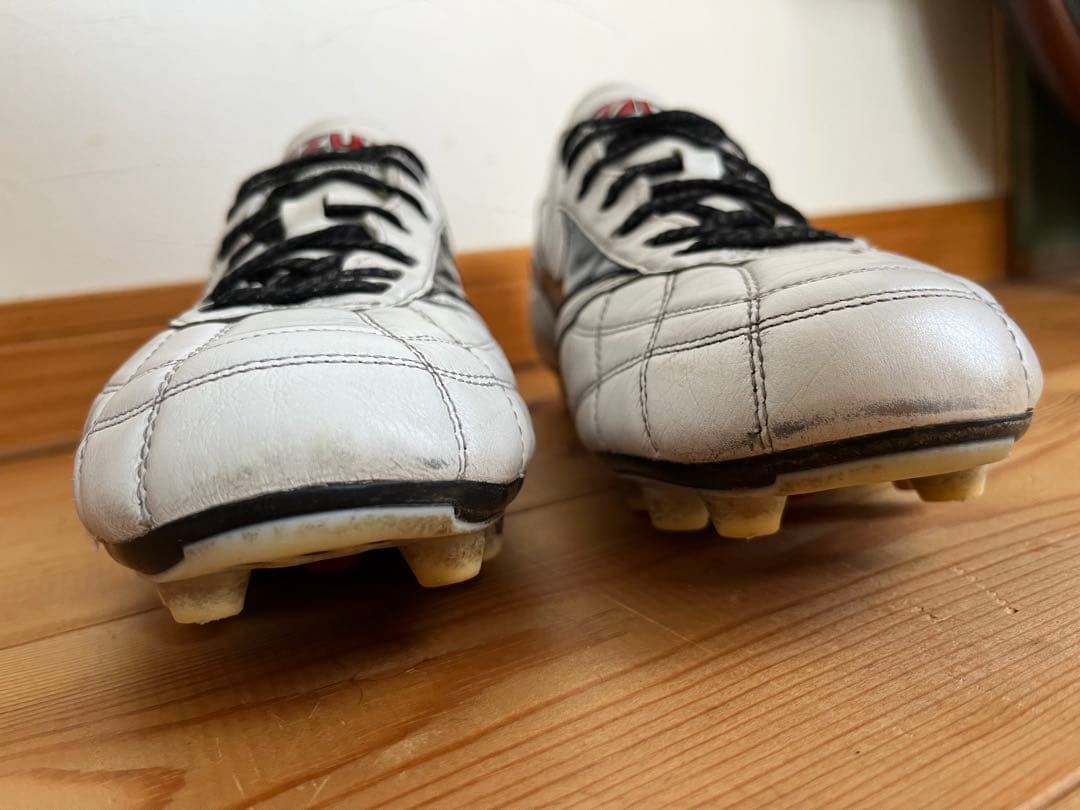 ミズノ モレリア 2 JAPAN ショートタン　クロスステッチ　26.0cm