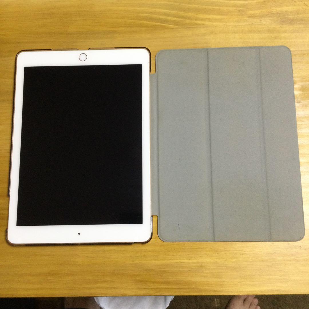 Apple iPad Air2 16GB ゴールドWi-Fi本体のみ（箱付き）