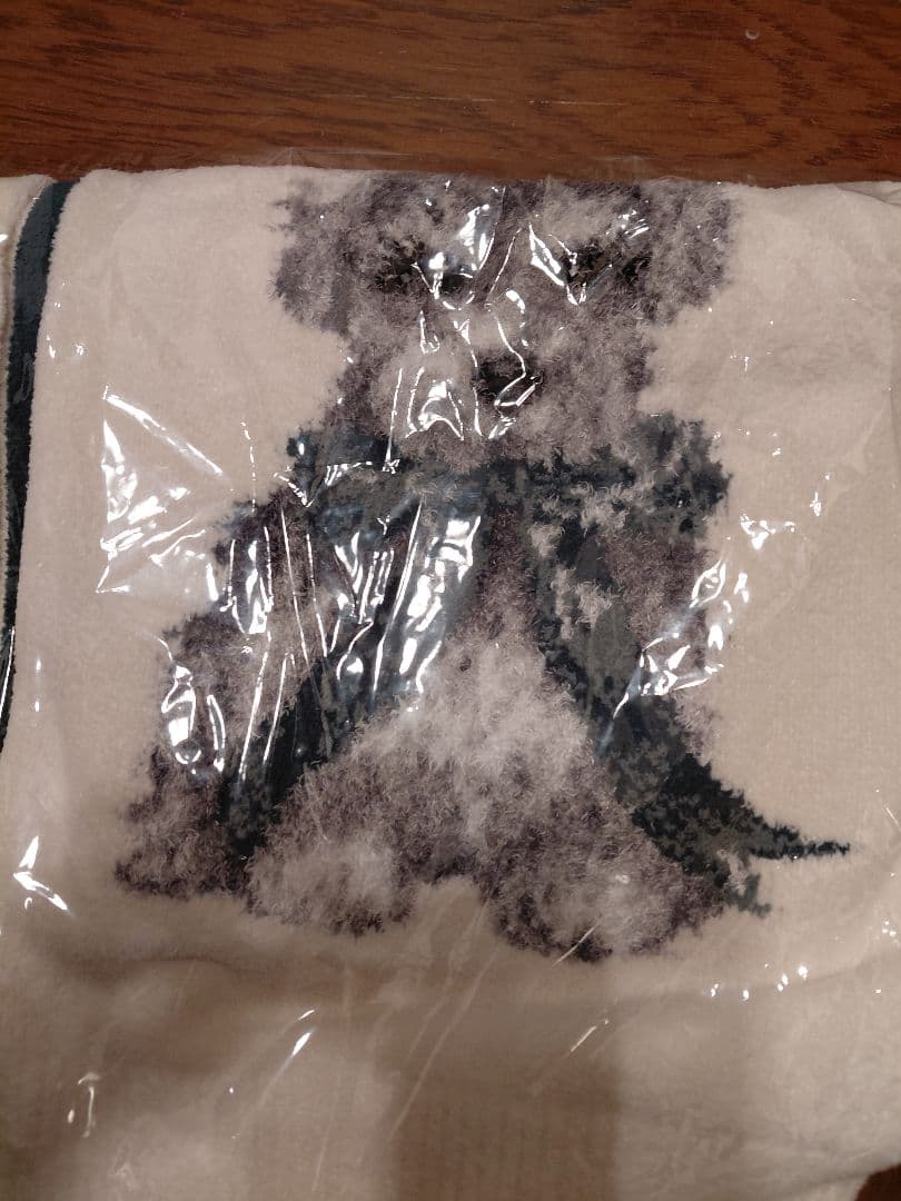 新品タグ付　【新木 優子】ニットカーディガン　白　SNIDEL 