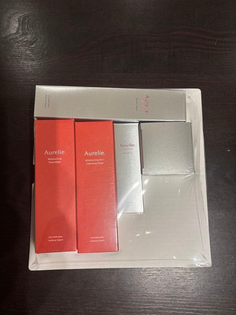 オレリー（クレンジング、ウォッシュ、化粧水、乳液、リンクルリペアナイトクリーム）