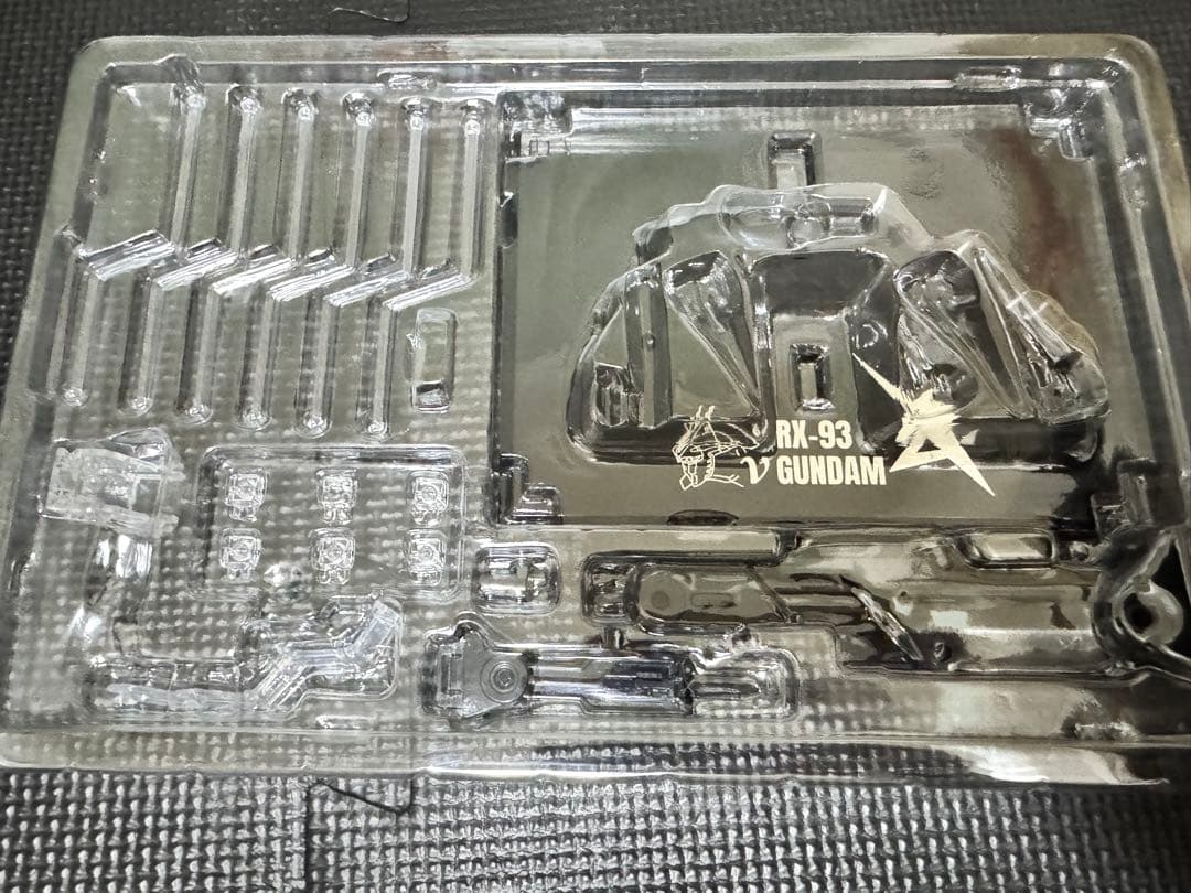 L ROBOT魂 ＜SIDE MS＞ νガンダム