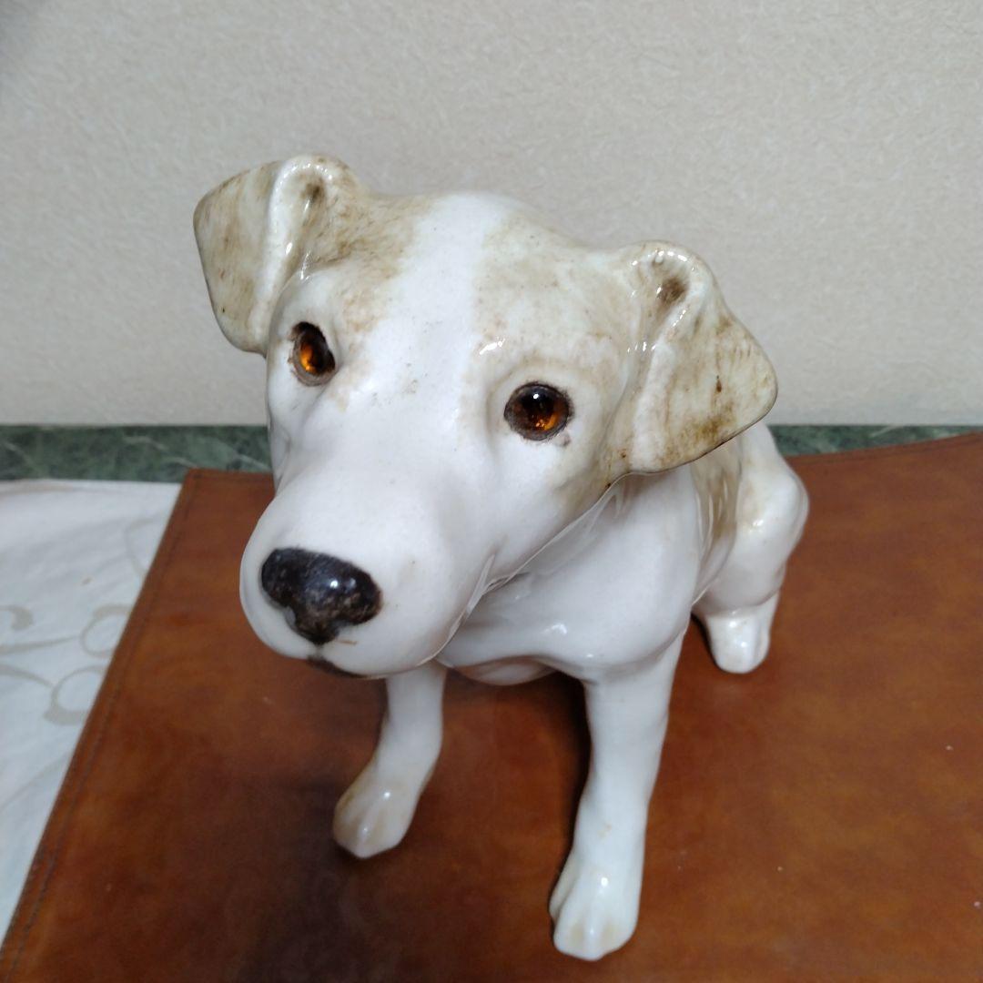 ウィンスタンレイの犬の置物