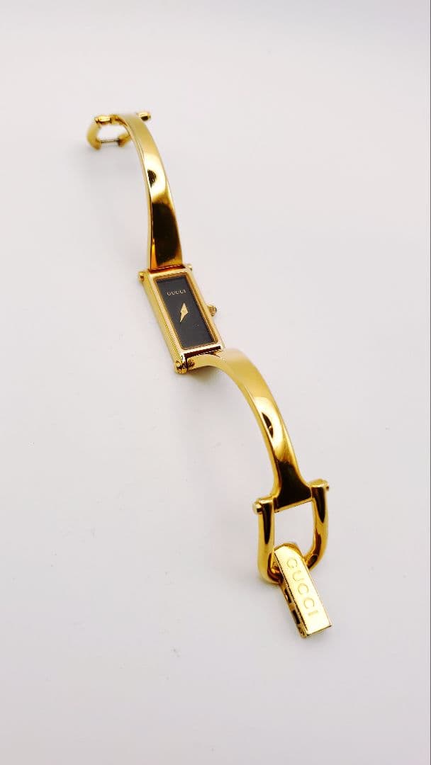 【稼働品】グッチ　GUCCI 1500L 。ゴールド。 クォーツ