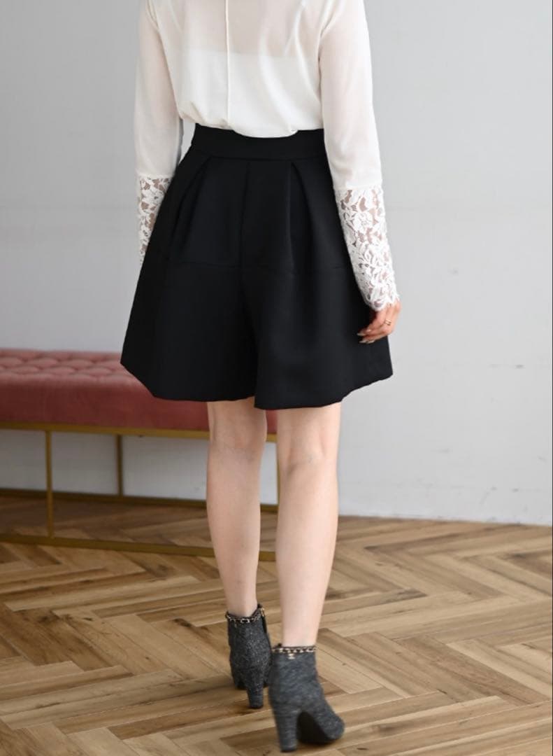 TREFLE+1 タックショートパンツ 01