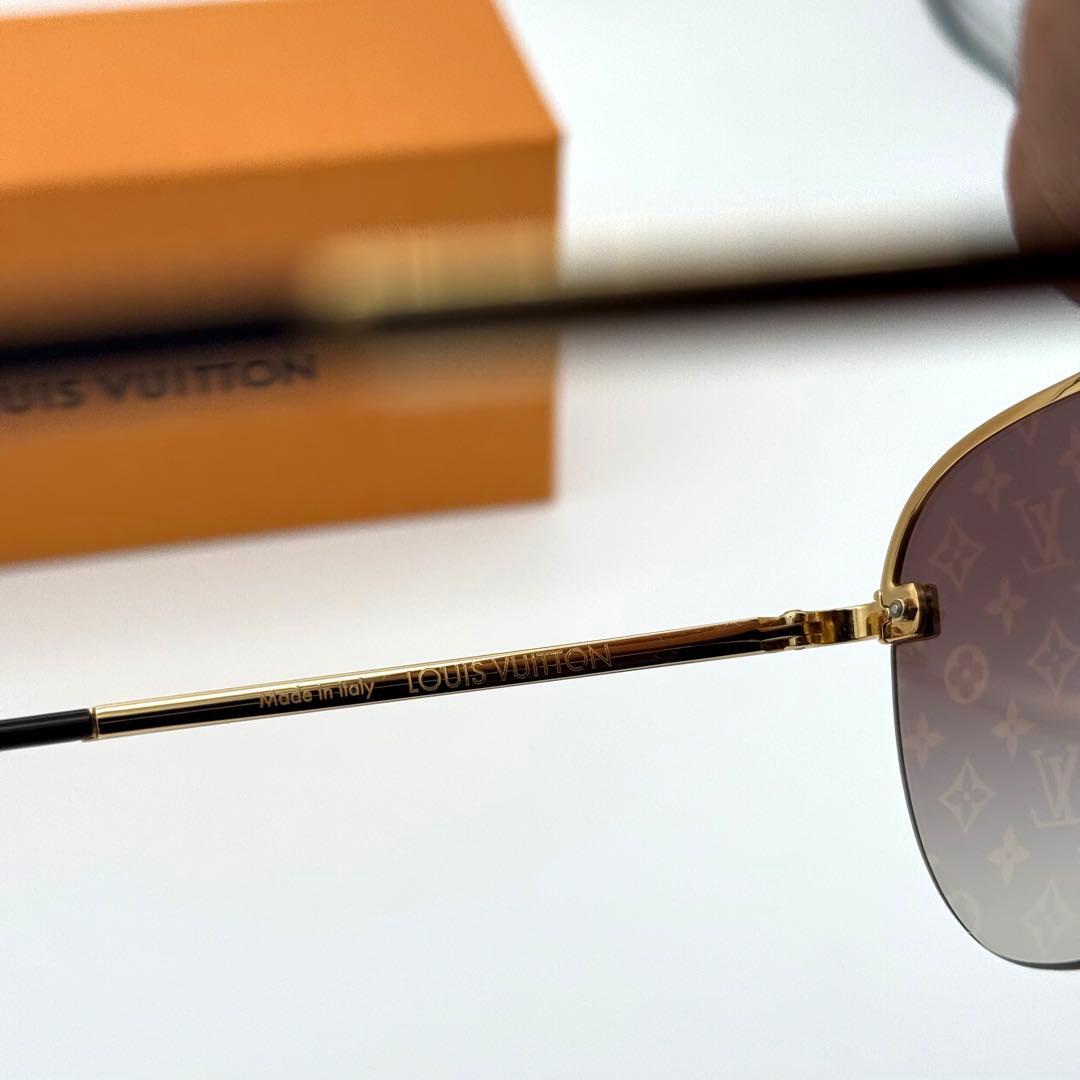 louis Vuittonルイヴィトン Z1020E サングラス 箱付き　メガネ
