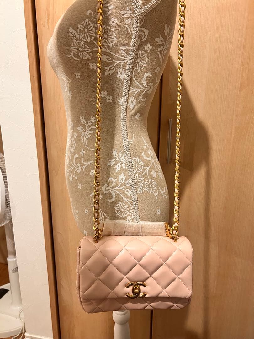 CHANEL ノベルティ　ミルクピンク　ショルダーバッグ