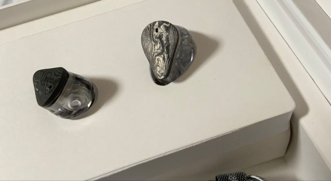 イヤホン MOONDROP Dusk