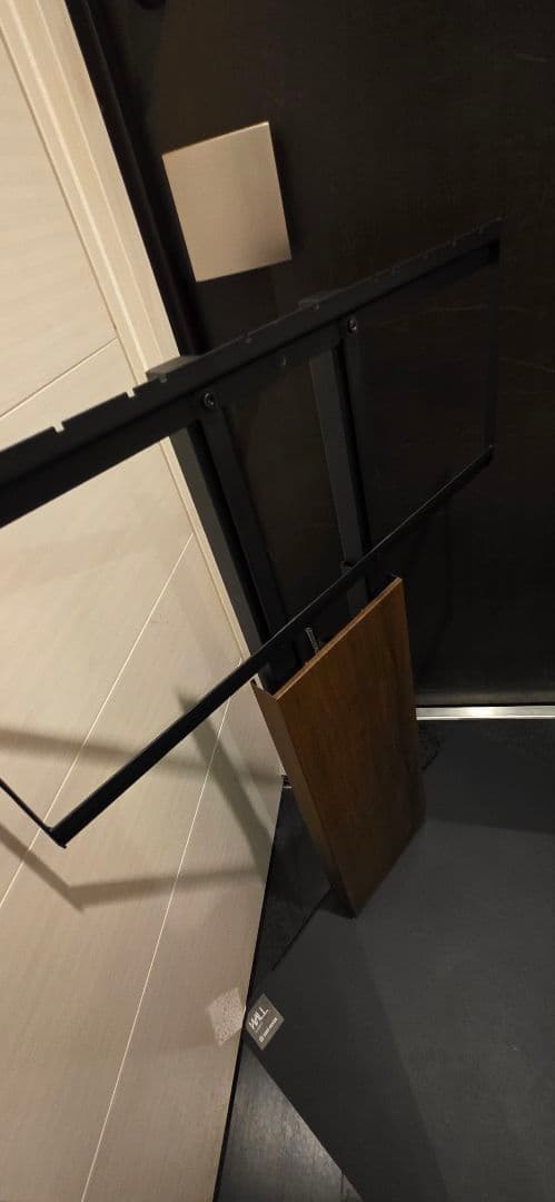 EQUALS WALL V3 テレビスタンド　ウォールナット　傷なし　ロータイプ