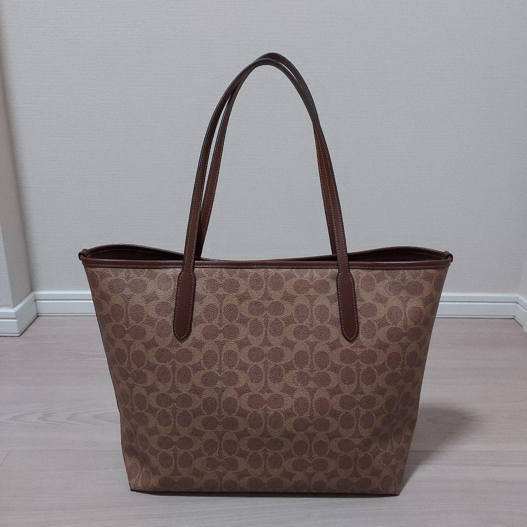 コーチ トートバッグ ベージュ