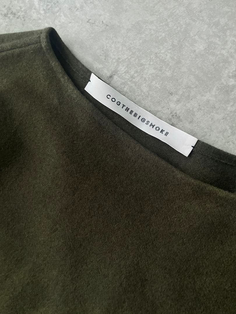 COGTHEBIGSMOKE ポンチョ　ケープ　コート