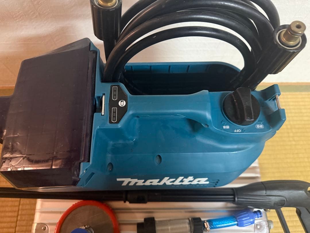 マキタ 充電式高圧洗浄機 MHW080D バッテリー無し