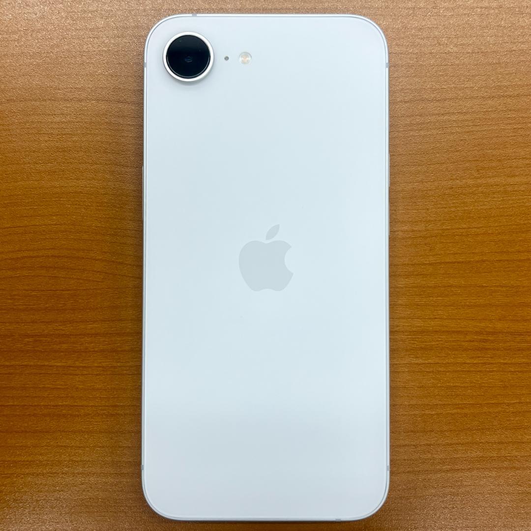 グ*ク様 iPhone 16e A3409 ホワイト 128GB スマホ ID4