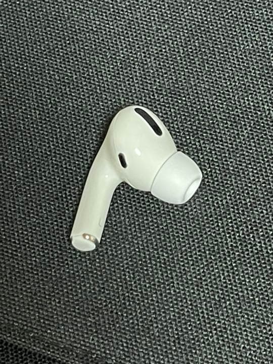 Apple AirPods Pro 左耳