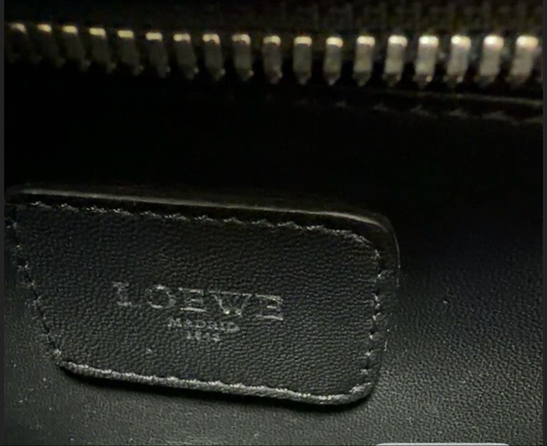 極美品✳︎✳︎LOEWE ✳︎✳︎アマソナ28