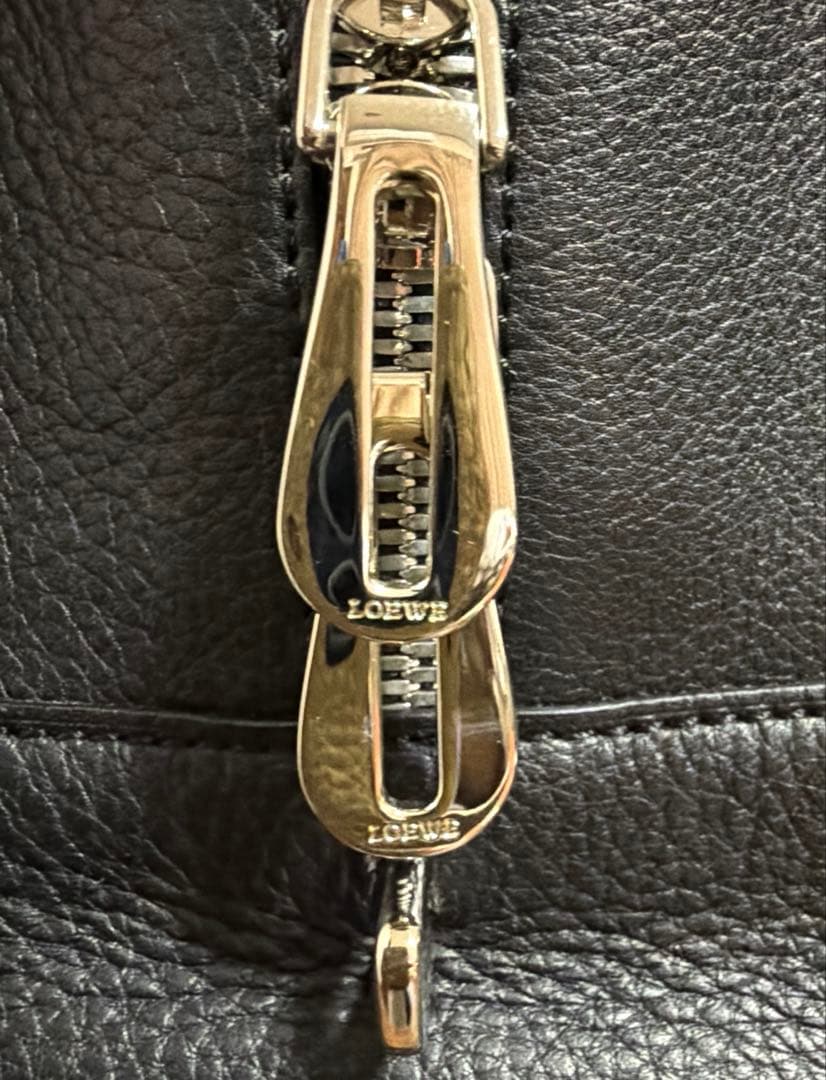 極美品✳︎✳︎LOEWE ✳︎✳︎アマソナ28