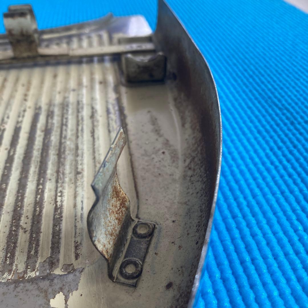 ハーレーショベルヘッド　FLH シート下　フレームカバー