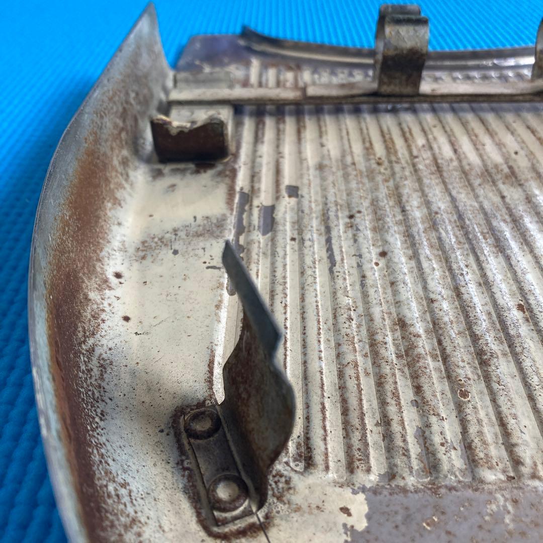 ハーレーショベルヘッド　FLH シート下　フレームカバー