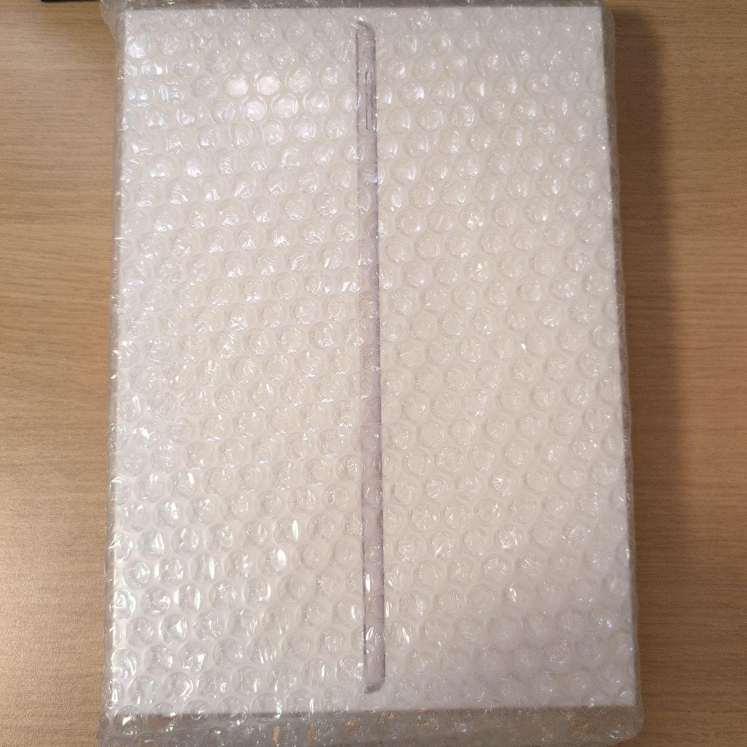 未開封新品　iPad　第9世代 Siliver