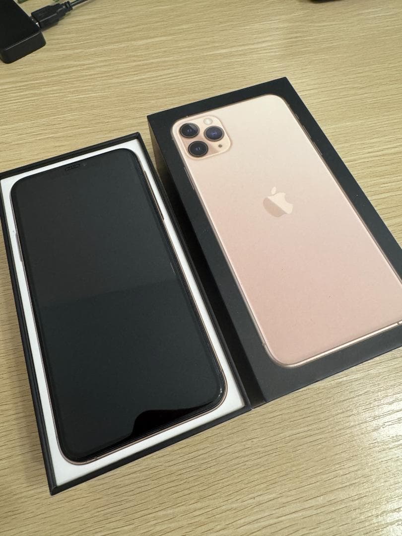 iPhone11ProMax 512GB BT75% 背面割れ FaceID不良