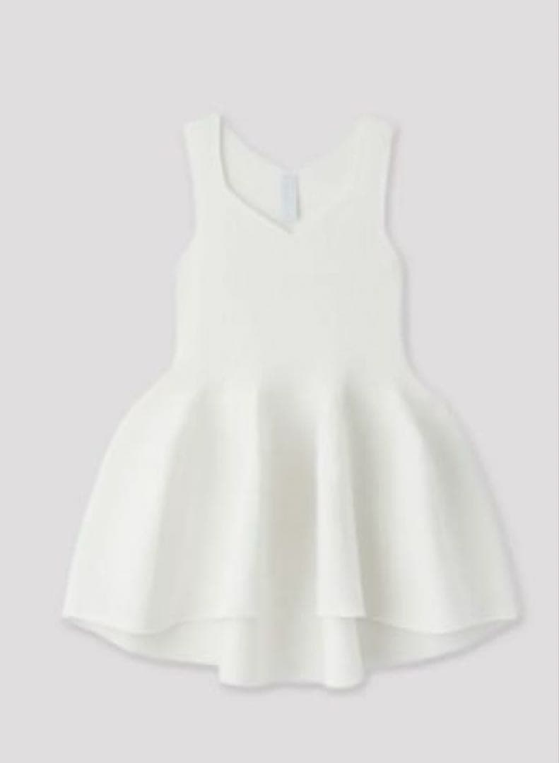 【新品タグ付】【CFCL】ポッタリーノースリーブトップ　オフホワイト