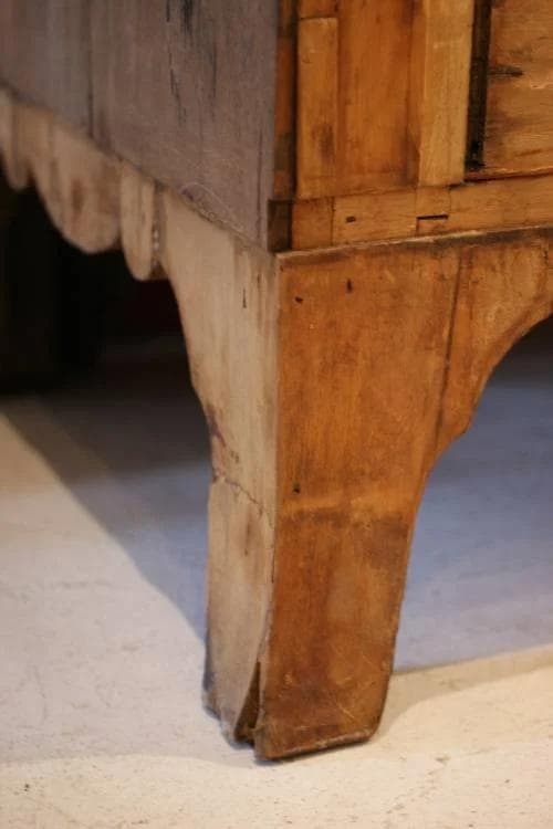 アンティークウッドチェスト