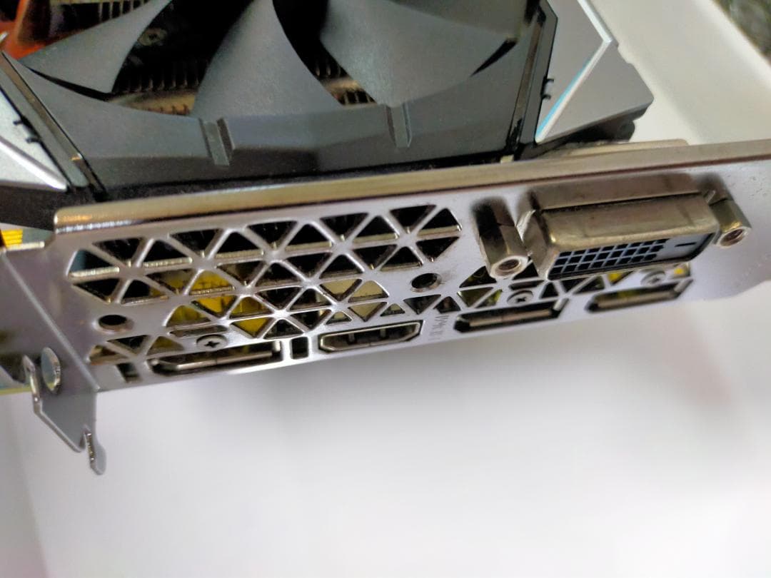 グラフィックボード・グラボ・ビデオカード ZOTAC GeForce GTX 1070 MINI 8GB GDDR5