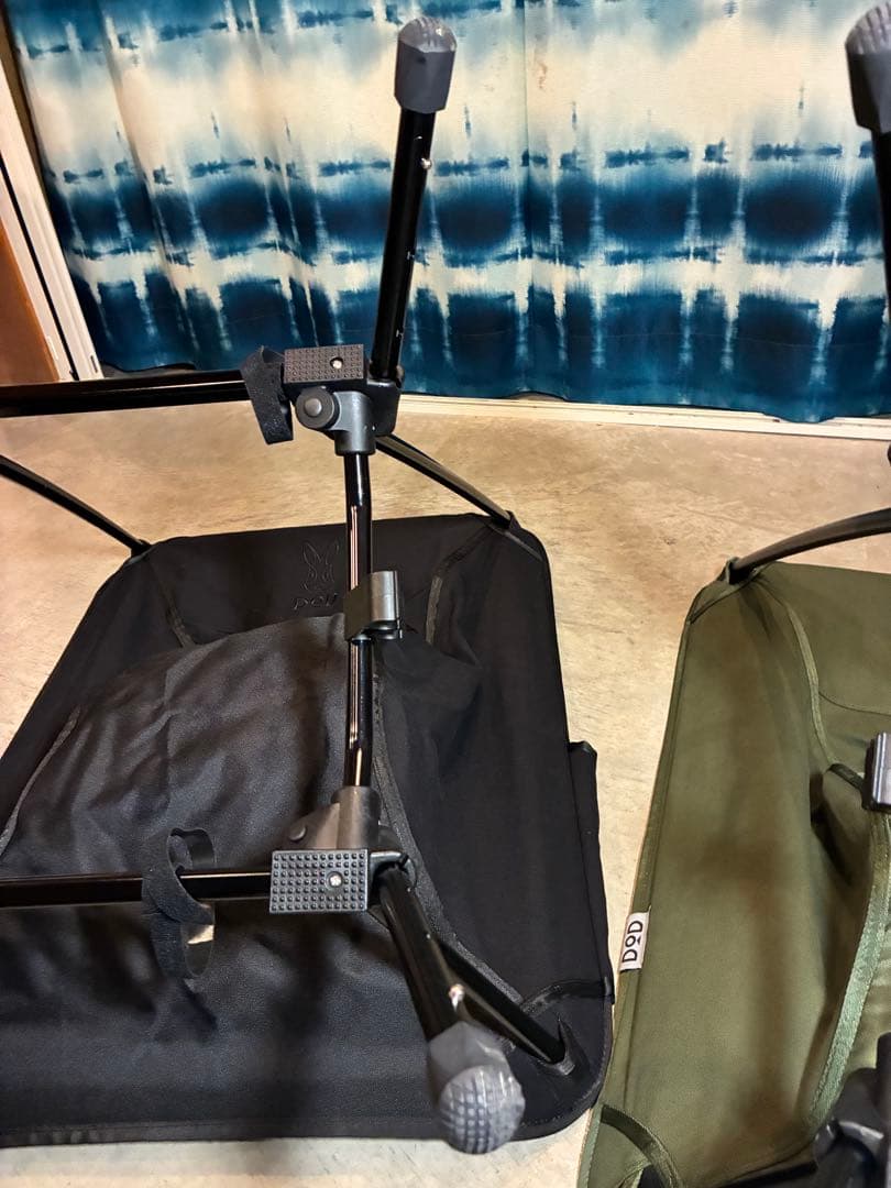 DOD スゴイッス　ブラック&カーキ　2脚セット‼️