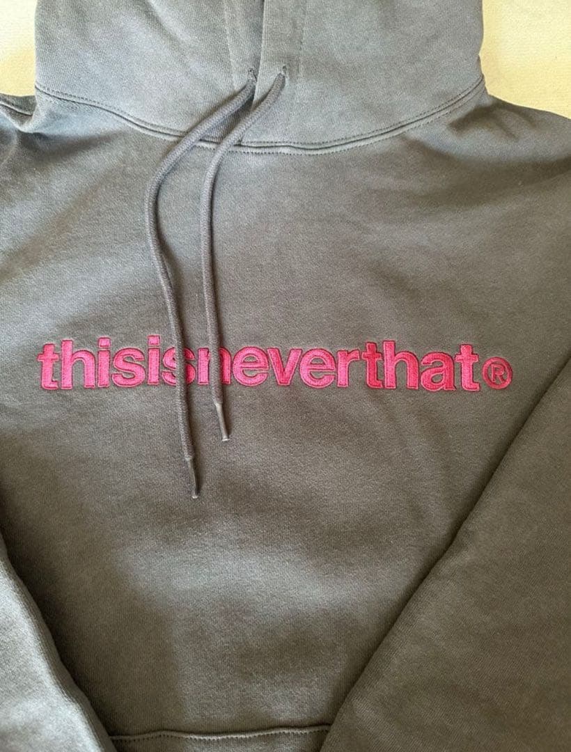 thisisneverthat darkgrayフード付きパーカー