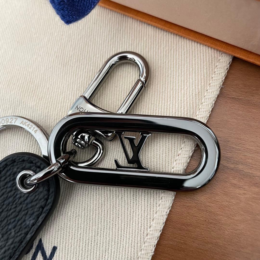 新品未使用　LOUIS VUITTON キーホルダー キーリングM00927
