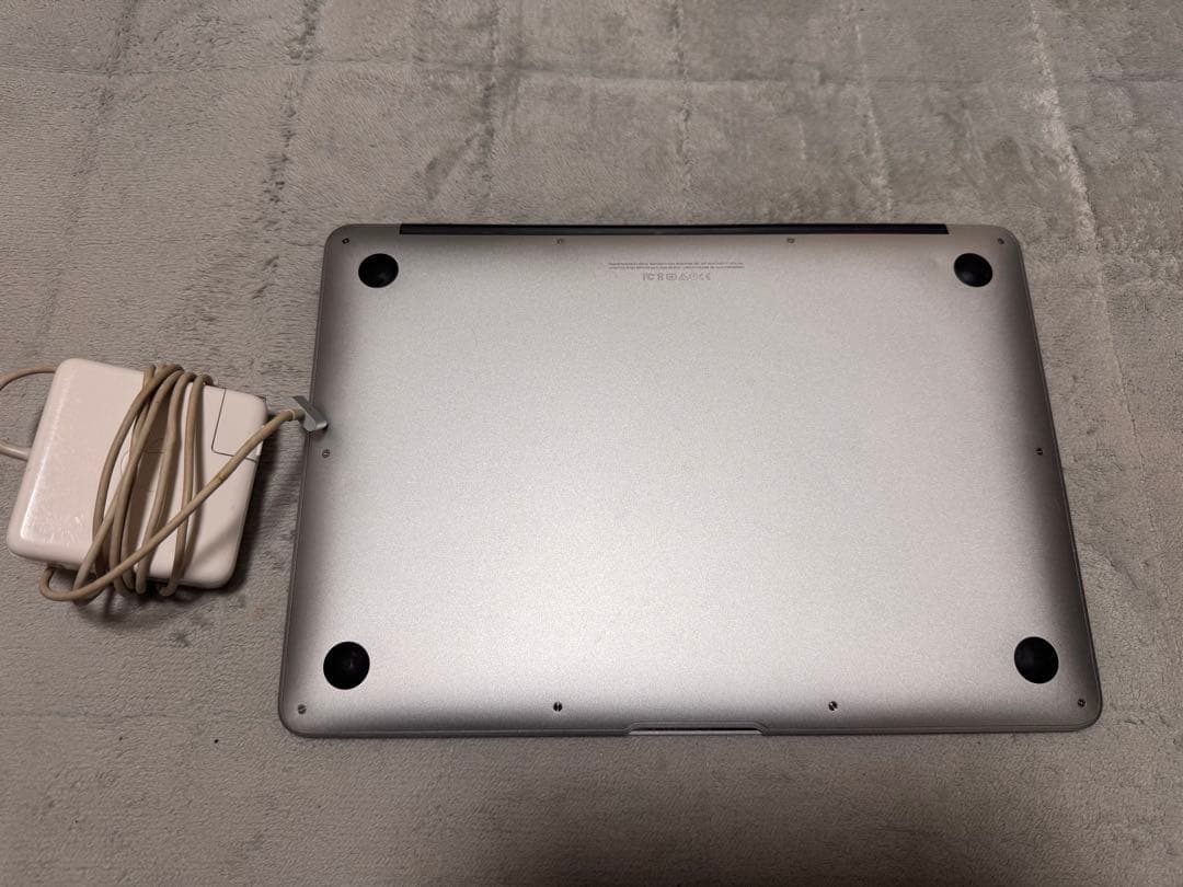 MacBook本体 Apple MacBook Air A1466
