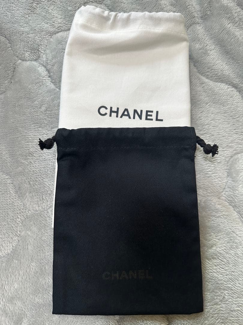 2024クリスマスコフレ　シャネルエッセンシャルセット　CHANEL