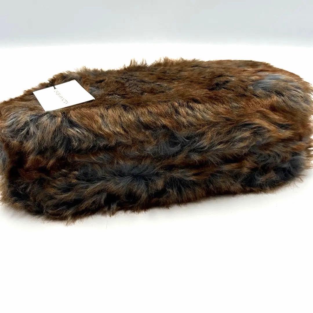 新品タグ付 ドリスヴァンノッテン ファー バッグ 巾着 ポーチ